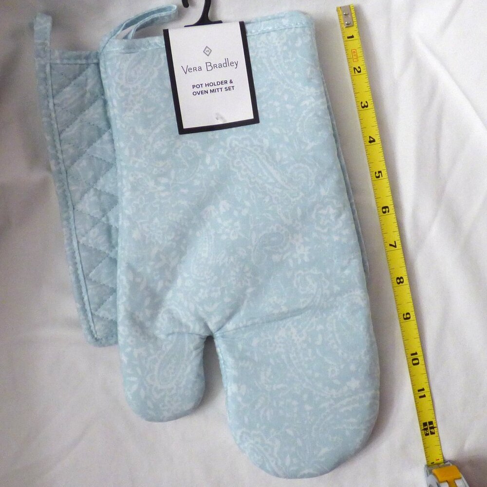 Vera Bradley Pot Holder and Oven Mitt Set Eden Paisley Mint NWT